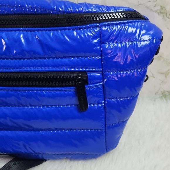 BCBGENERATION Soft Plush Vinyl Body Bag - Picture 3 of 11